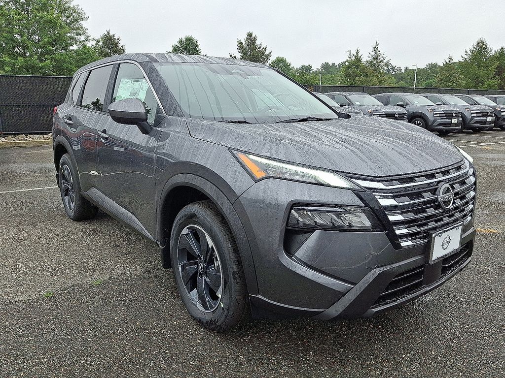 2026 Nissan Rogue SV photo 2