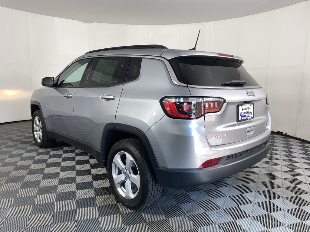 2021 Jeep Compass Latitude photo 9