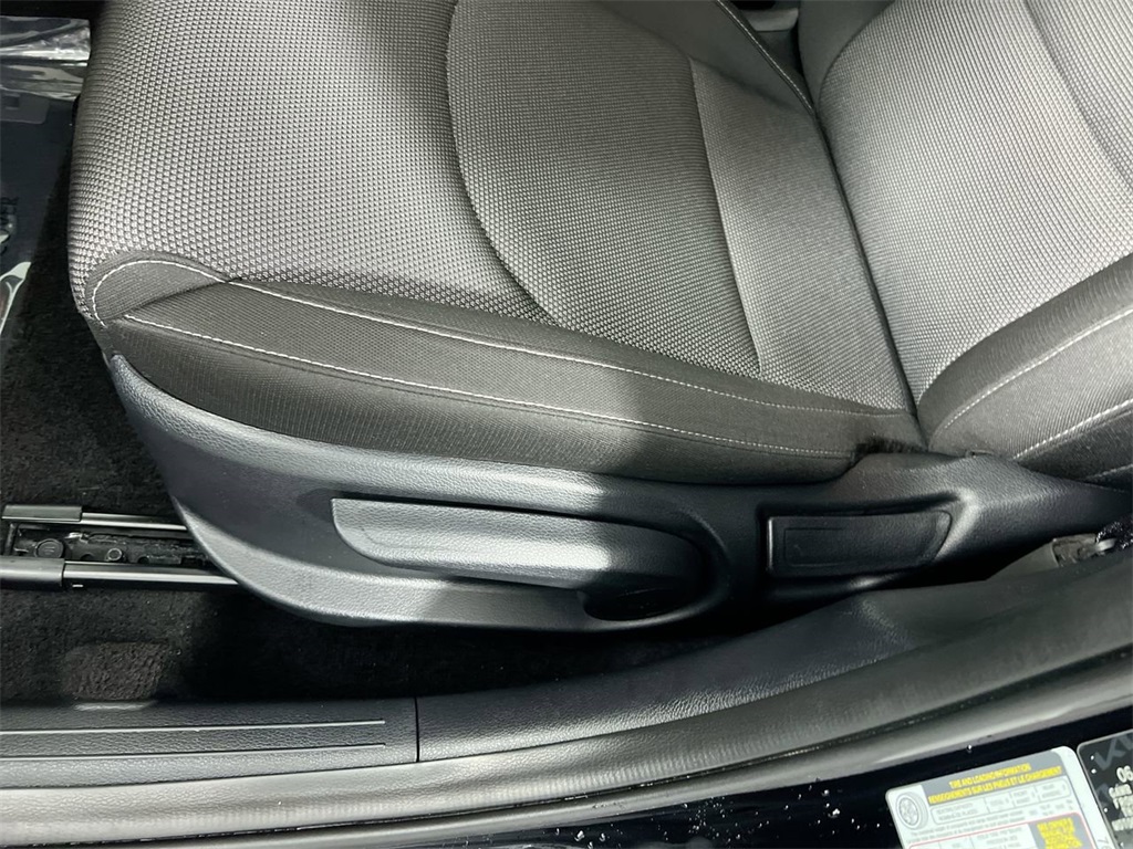 2024 Kia Forte LX photo 12