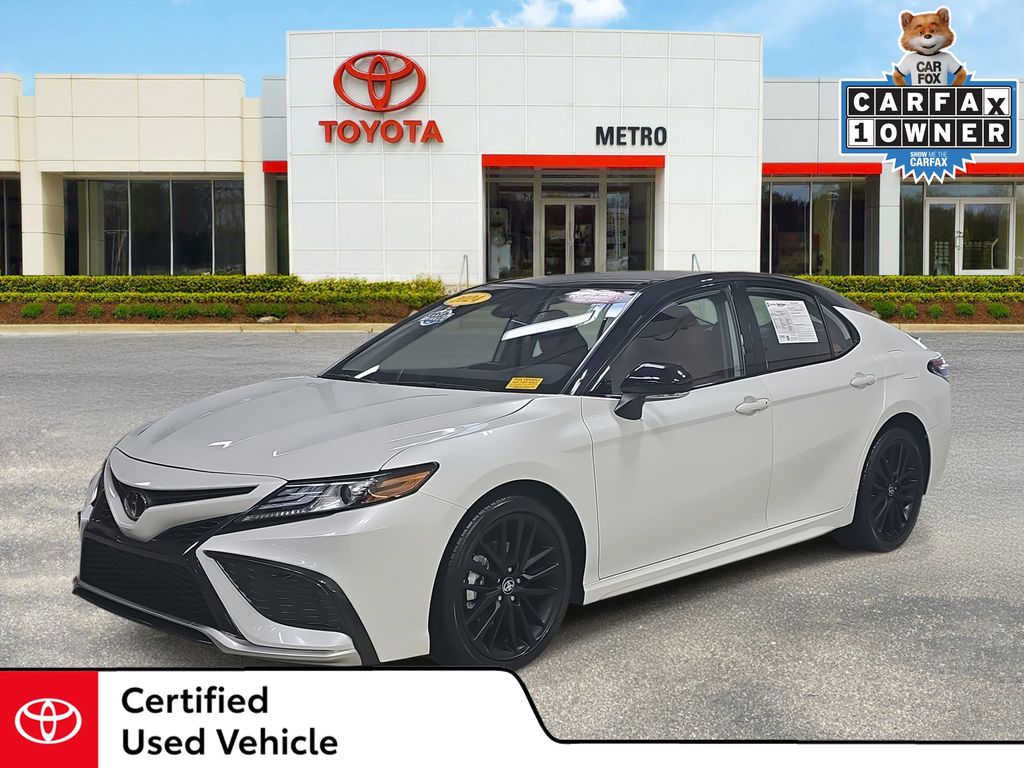 2024 Toyota Camry XSE's photo