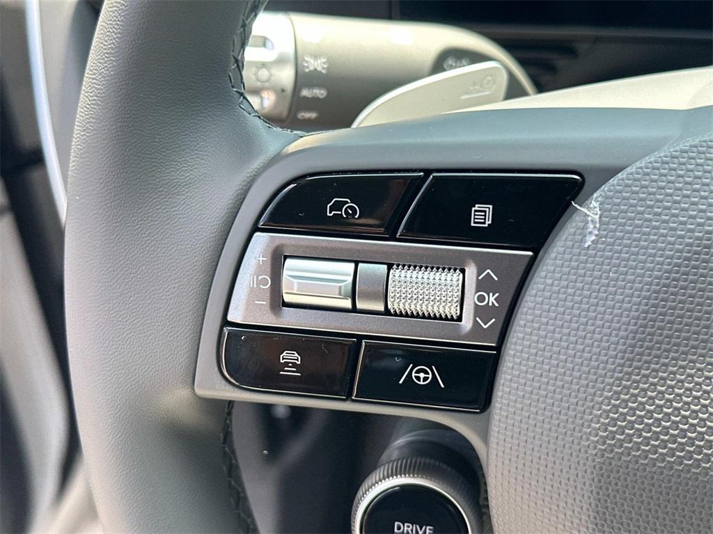 2025 Hyundai Ioniq 5 SEL photo 22
