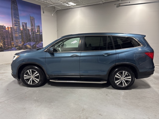 2016 Honda Pilot EX-L photo 2