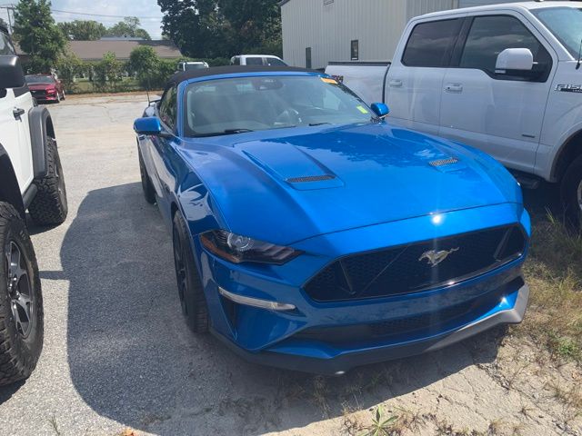 2021 Ford Mustang GT Premium photo 3