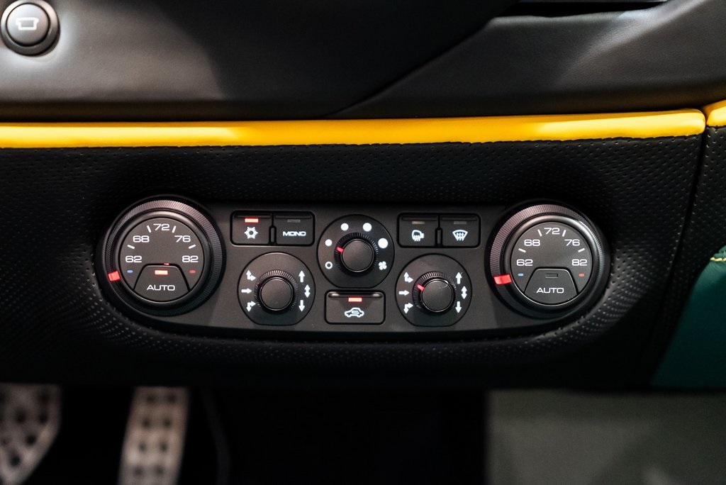 2020 Ferrari 488 Pista photo 30