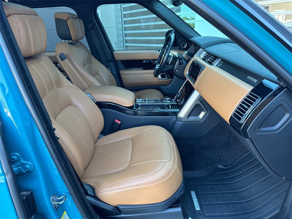 2021 Land Rover Range Rover photo 10