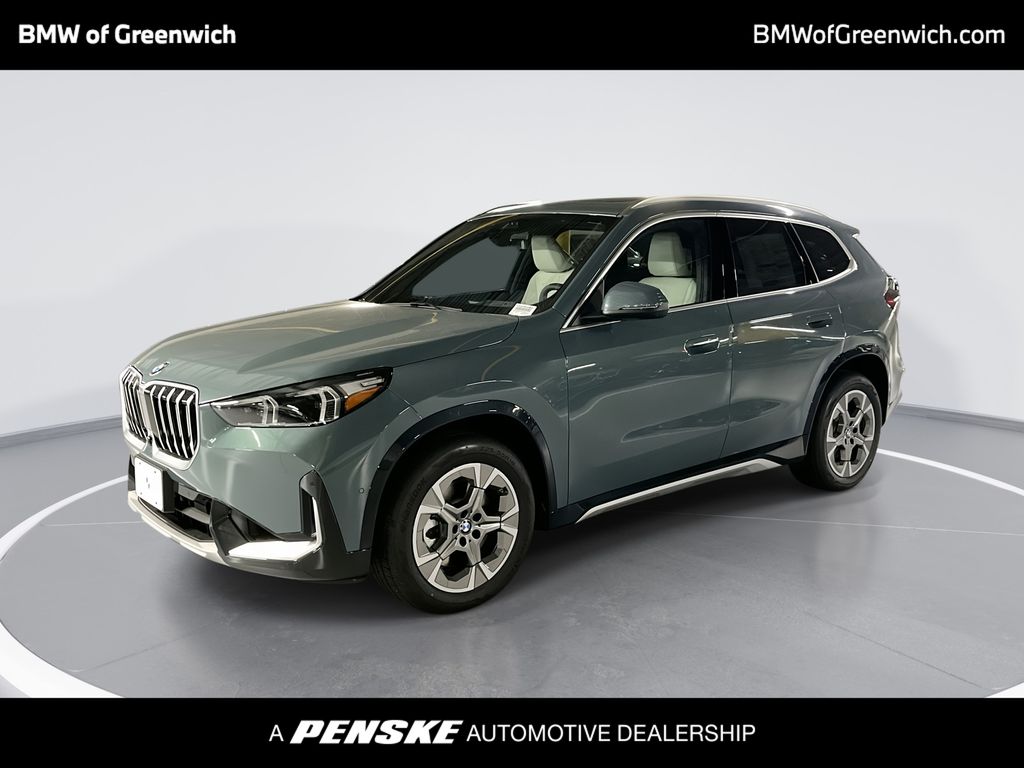 2026 BMW X1 28i's photo
