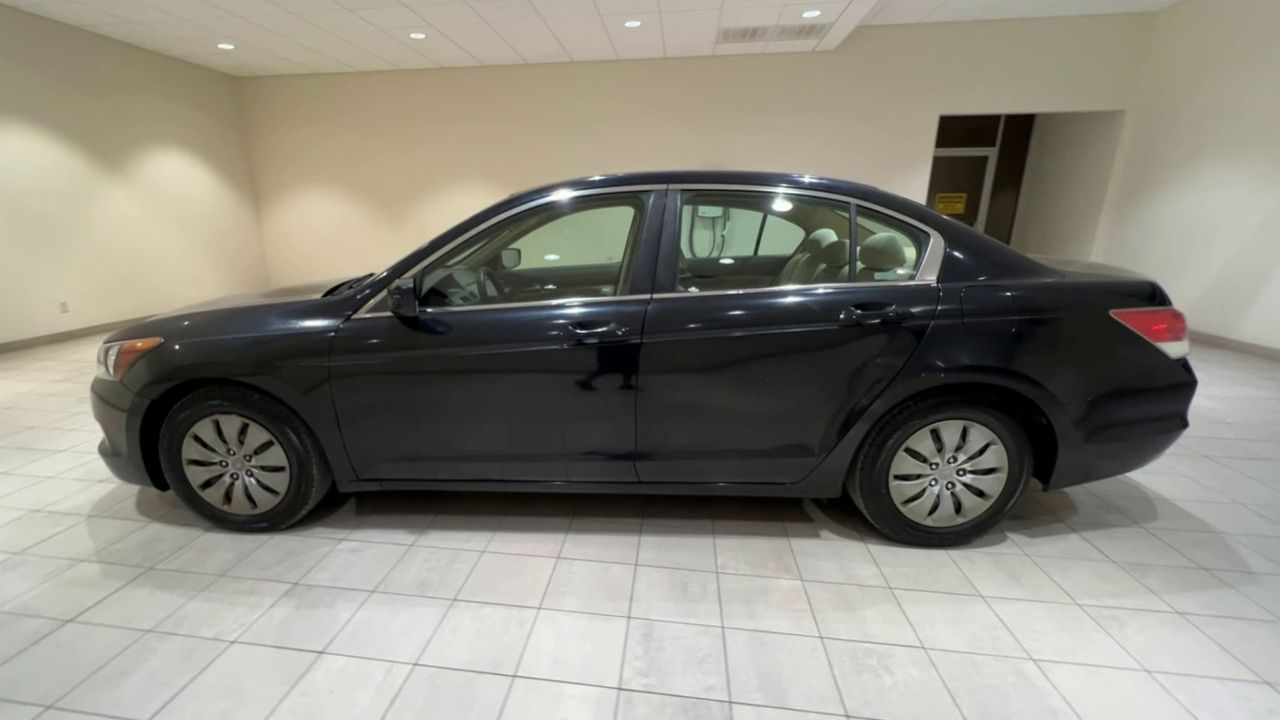 2009 Honda Accord LX photo 31