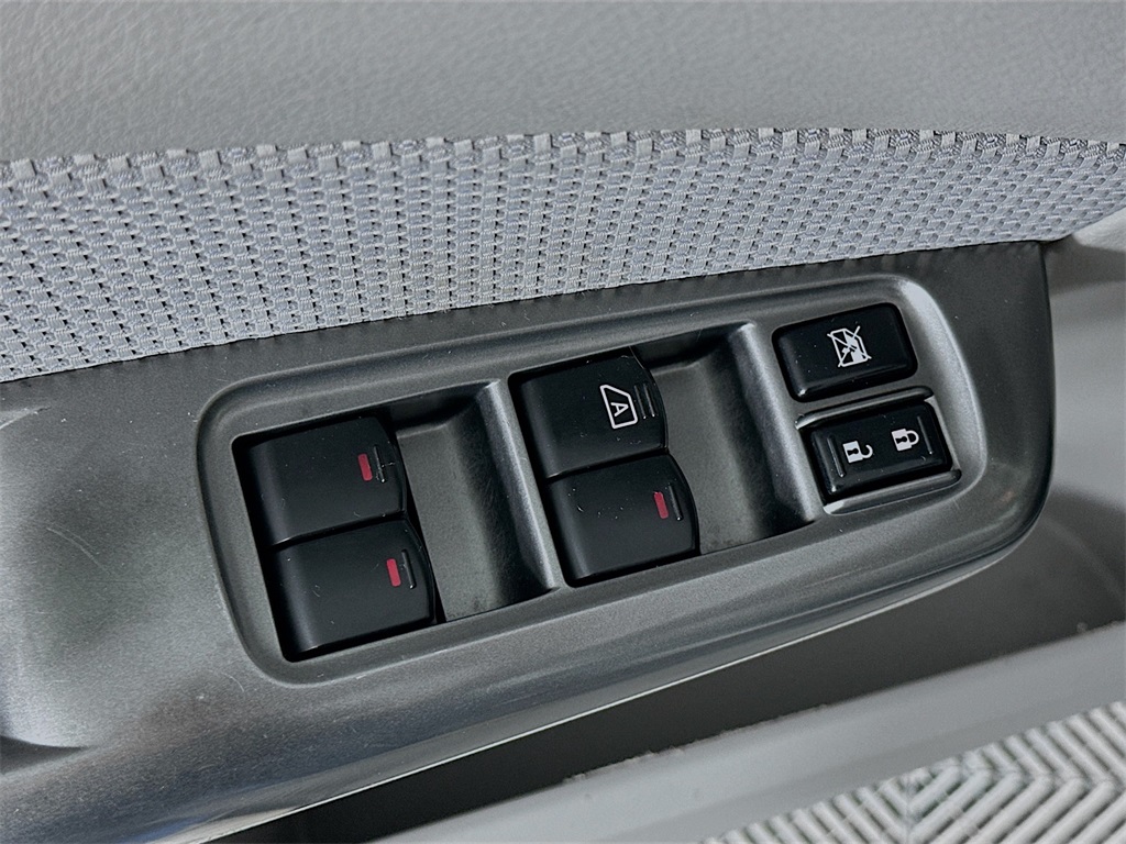 2012 Subaru Forester 2.5X photo 19