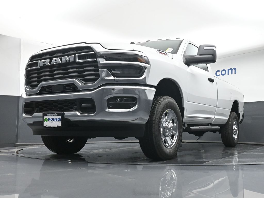 2026 Ram 2500 Tradesman photo 4