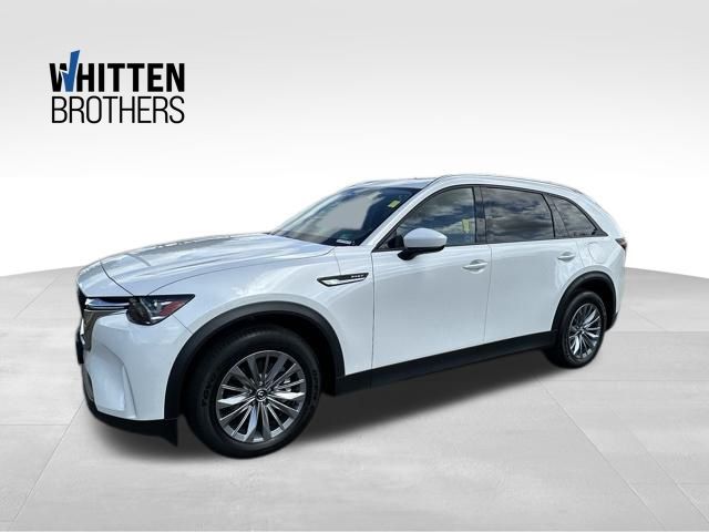 2024 Mazda CX-90 Preferred Package's photo