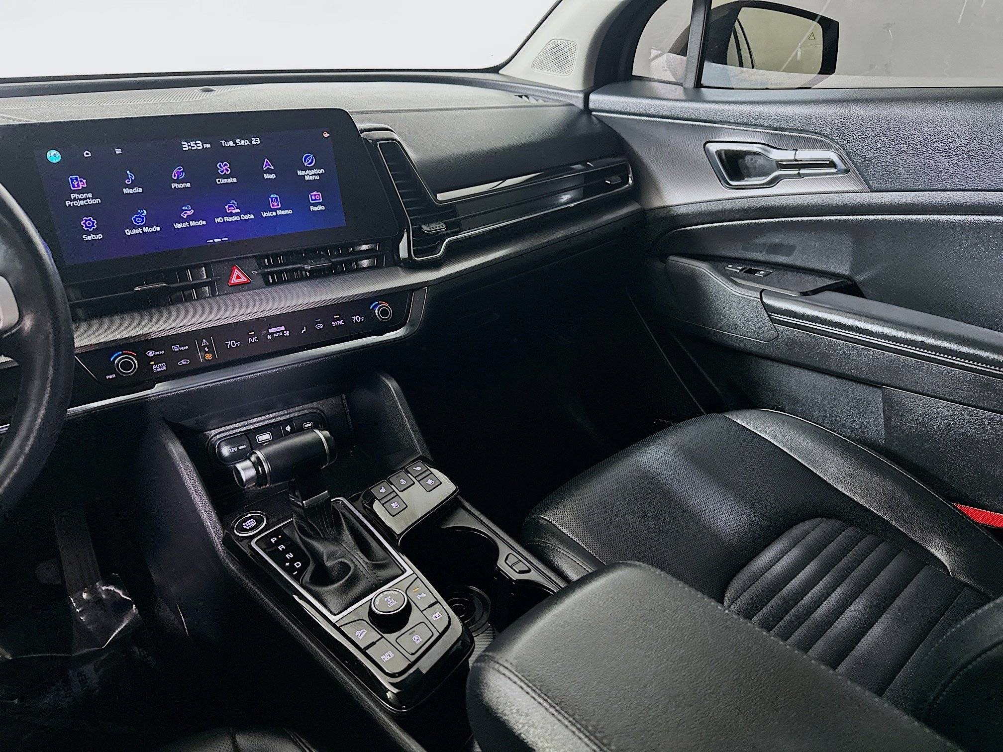 2023 Kia Sportage photo 24