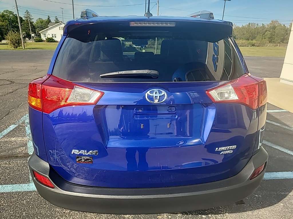 2015 Toyota RAV4 Limited photo 5