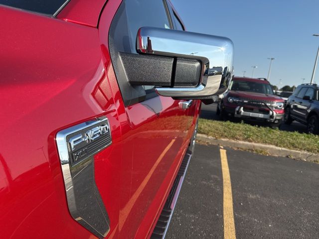 2025 Ford F-150 XLT photo 3