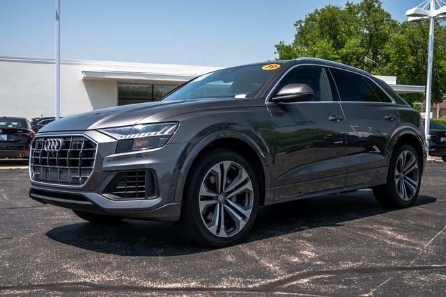 Used 2019  Audi 3.0T Prestige image 1