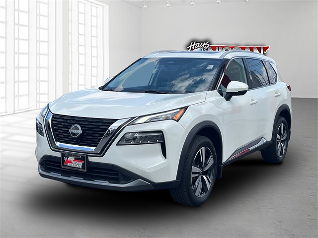 2023 Nissan Rogue SL photo 3