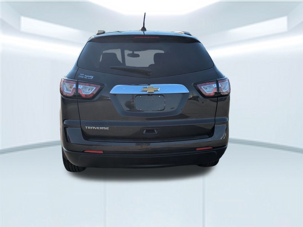 2017 Chevrolet Traverse 1LS photo 4