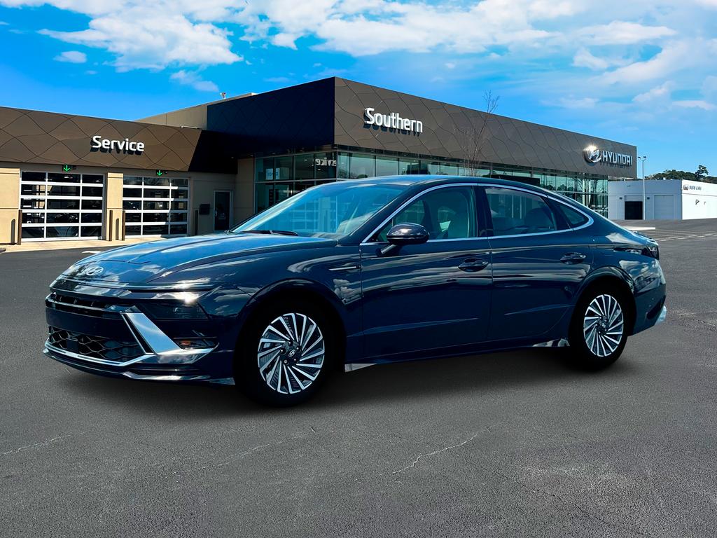 2025 Hyundai Sonata Hybrid SEL photo 2