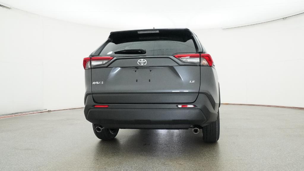 2025 Toyota RAV4 LE photo 17