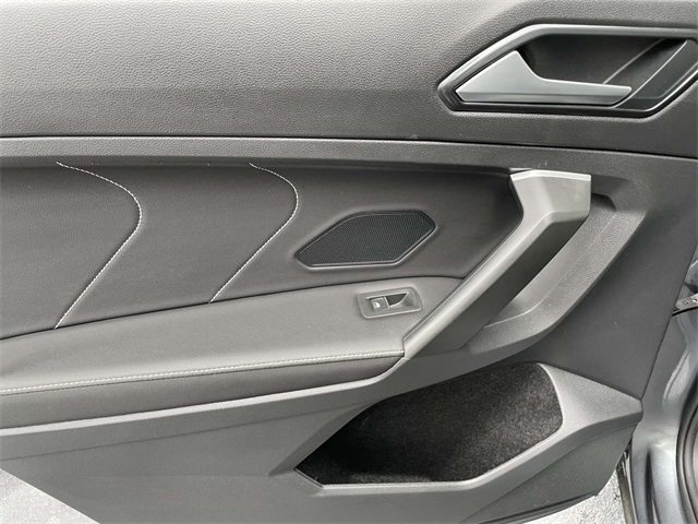 2024 Volkswagen Tiguan SE Wolfsburg Edition photo 13