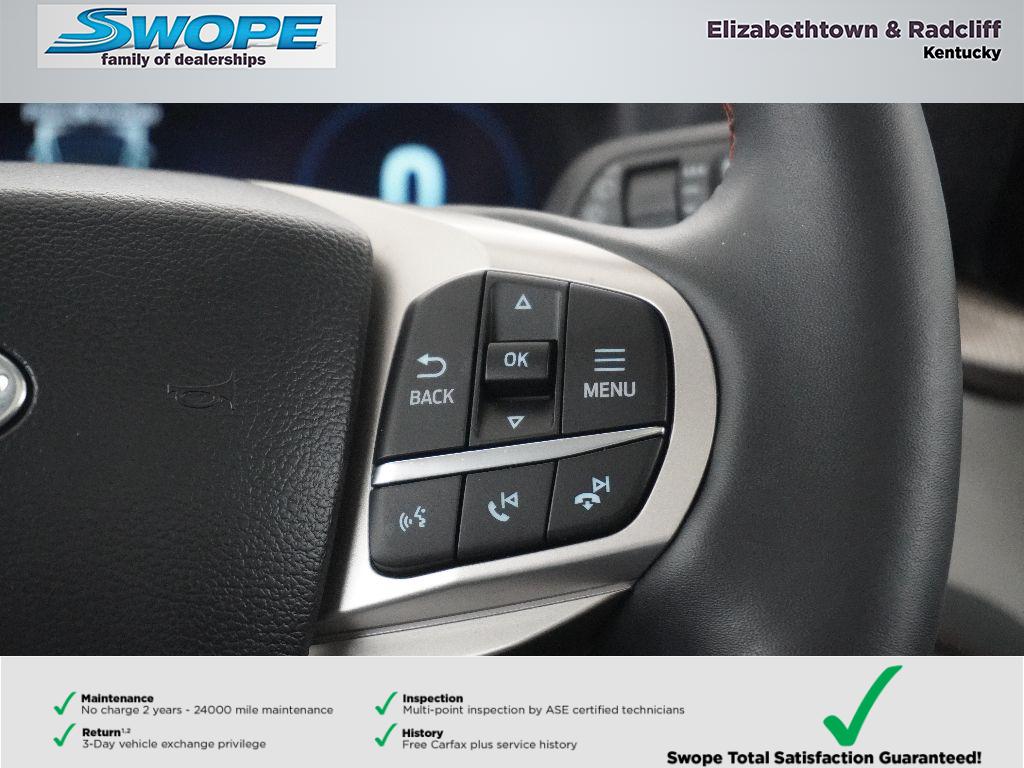 2025 Ford Explorer photo 20