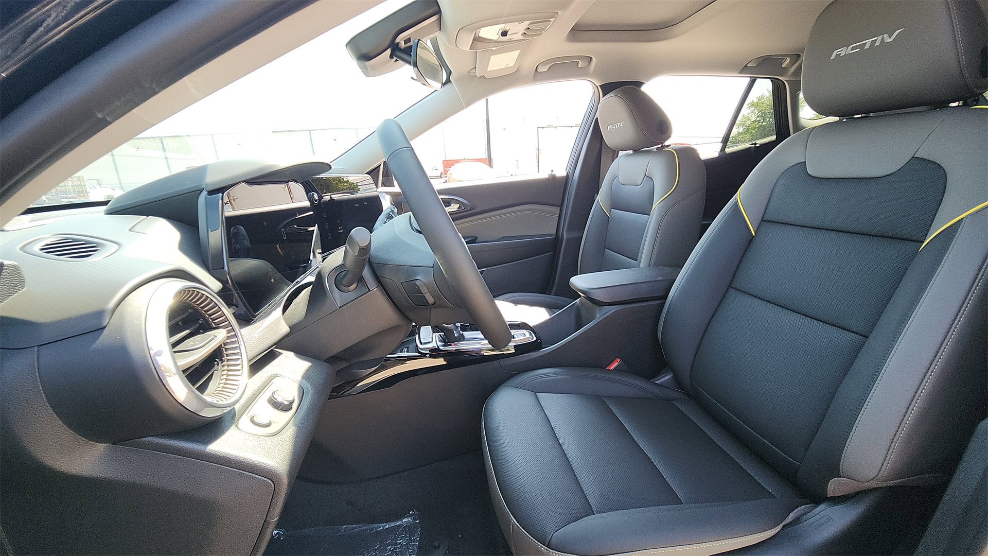 2025 Chevrolet Trax ACTIV photo 10