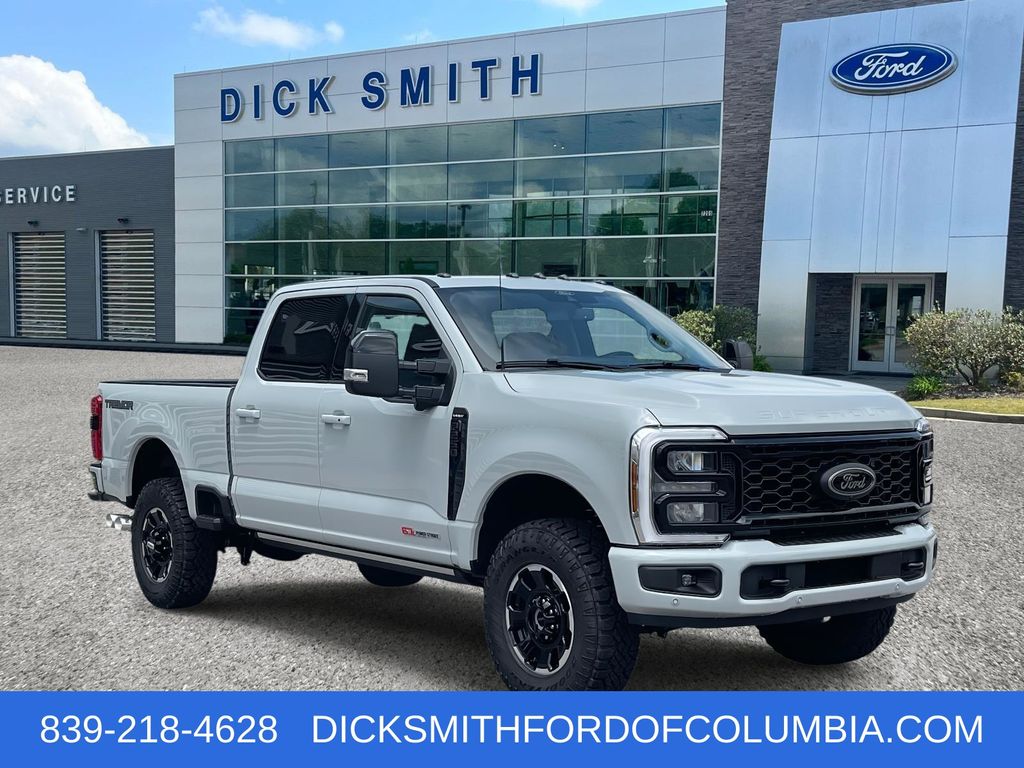 2025 Ford F-250 Super Duty Lariat's photo