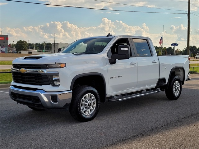 2024 Chevrolet Silverado 2500HD LT photo 4