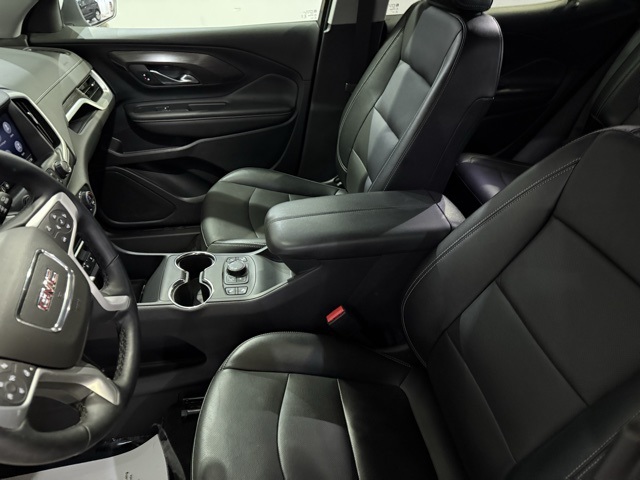 2024 Gmc Terrain SLT photo 4