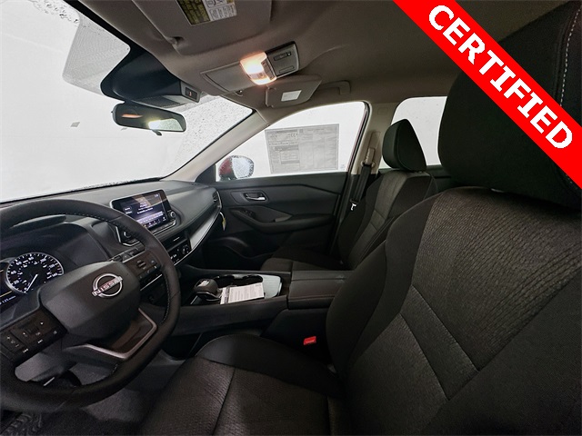 2025 Nissan Rogue SV photo 20