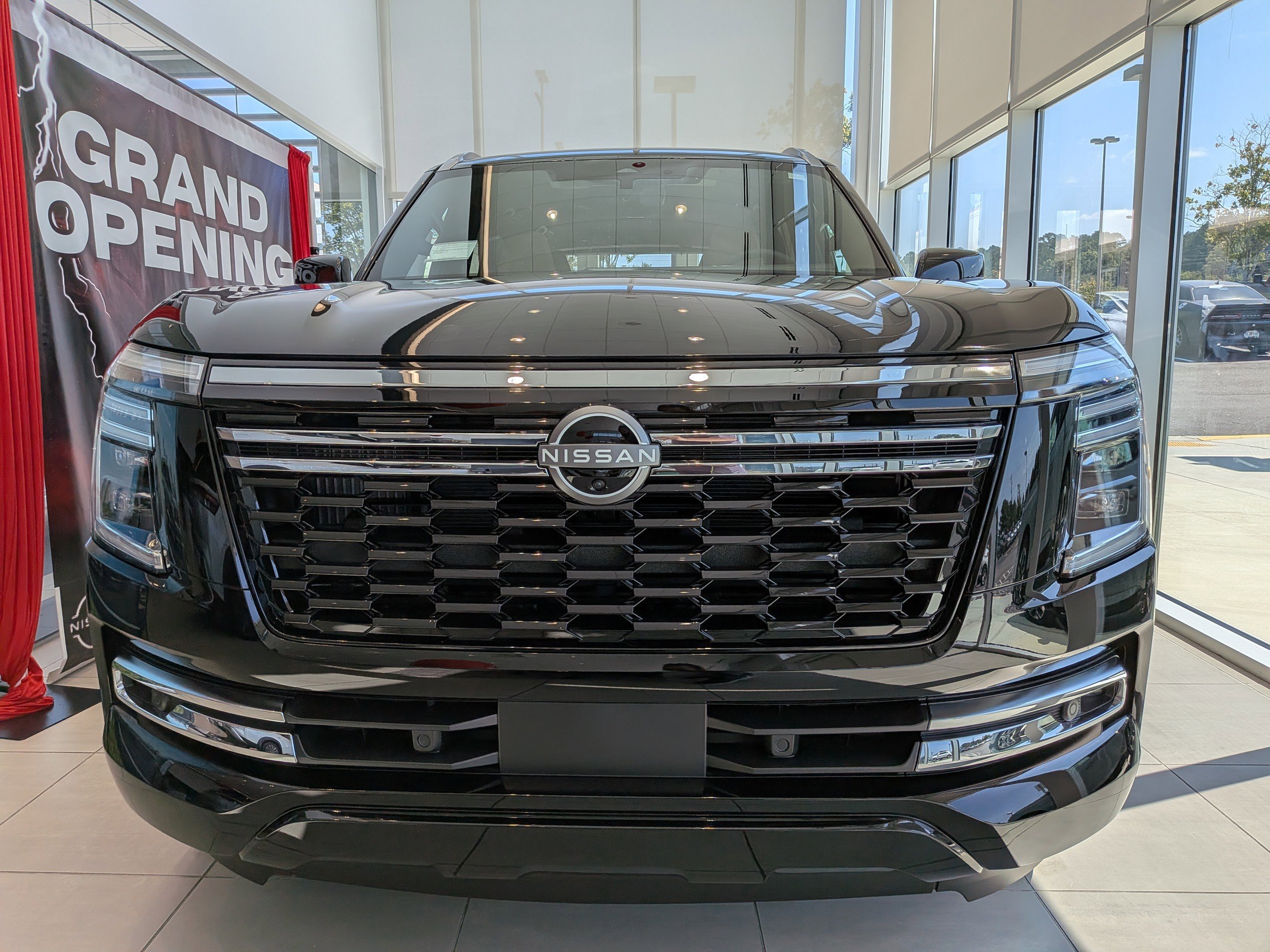 2025 Nissan Armada Platinum Reserve photo 3