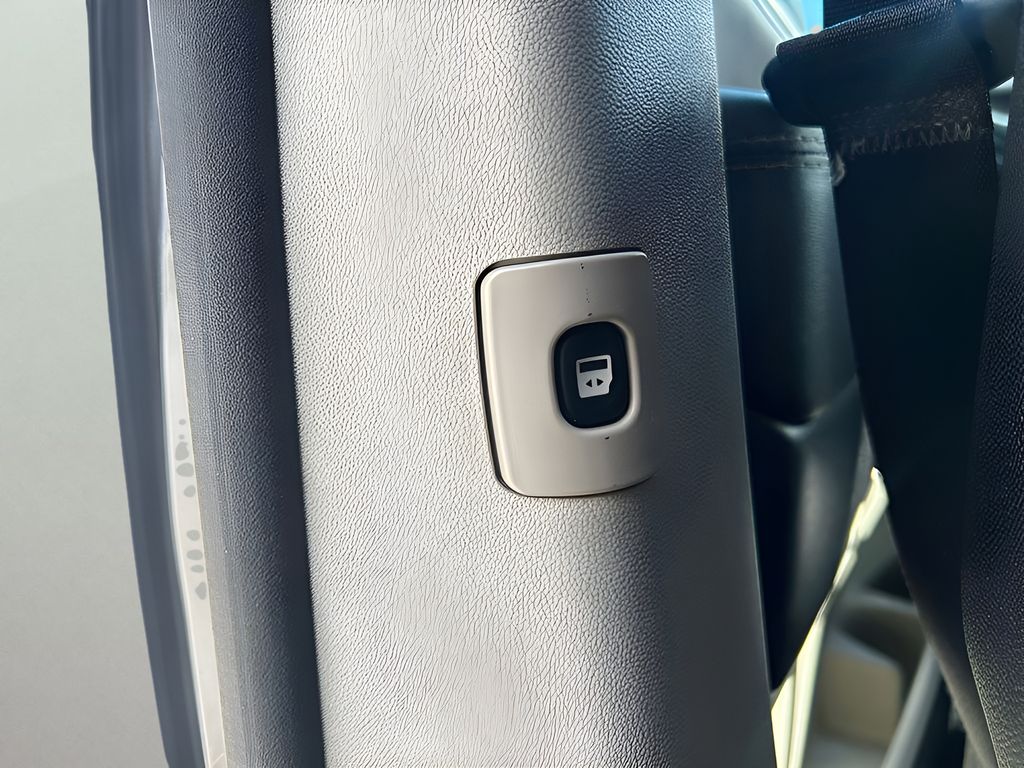 2019 Dodge Grand Caravan SXT photo 11