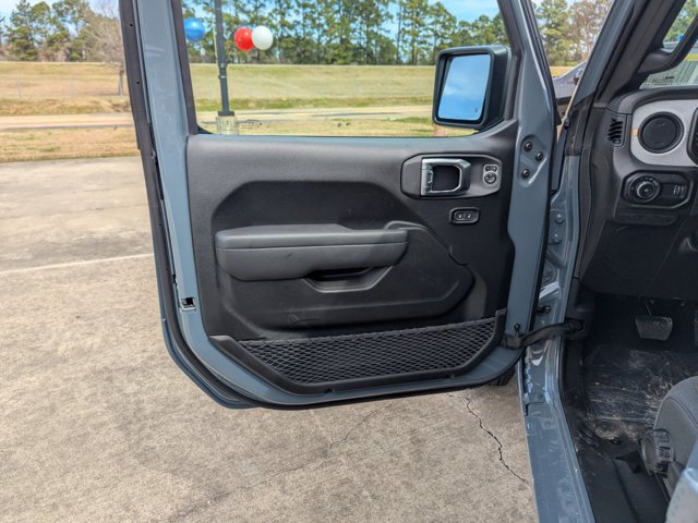 2025 Jeep Wrangler Sport S photo 12