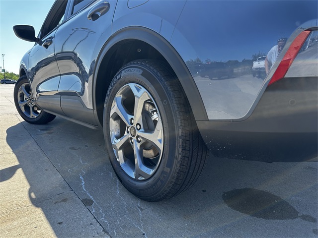 2025 Ford Escape ST-Line photo 6