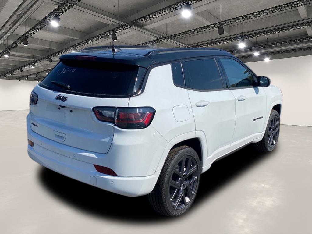 2025 Jeep Compass Limited photo 3
