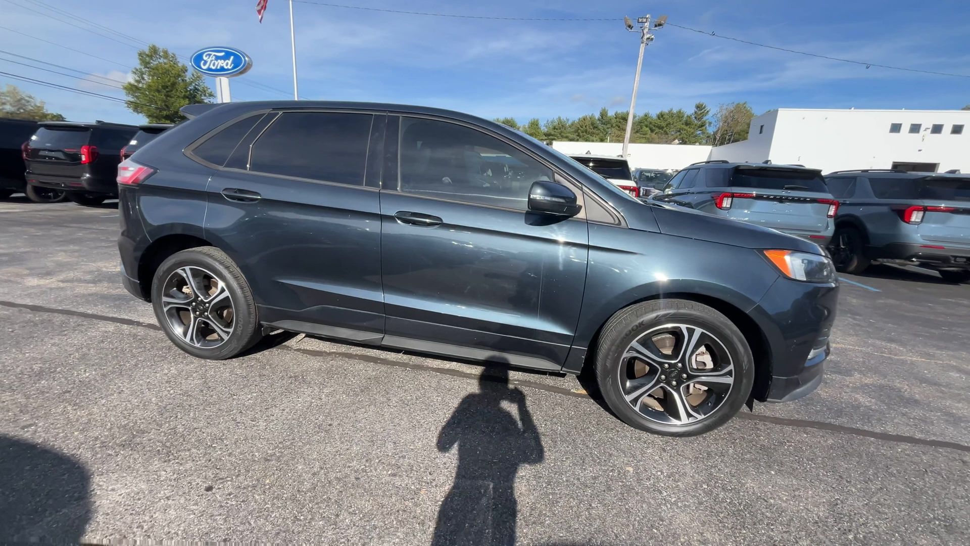 2022 Ford Edge ST photo 19