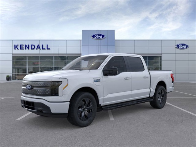 2025 Ford F-150 Lightning Flash's photo