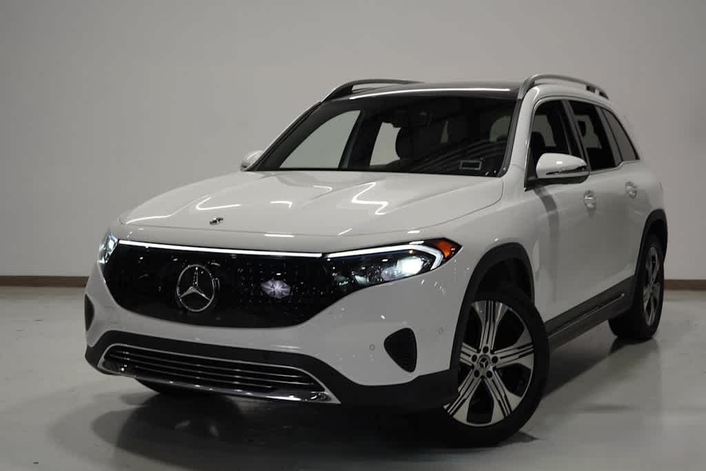 2024 Mercedes-Benz EQB Base's photo