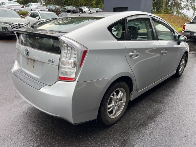 2011 Toyota Prius Three photo 4