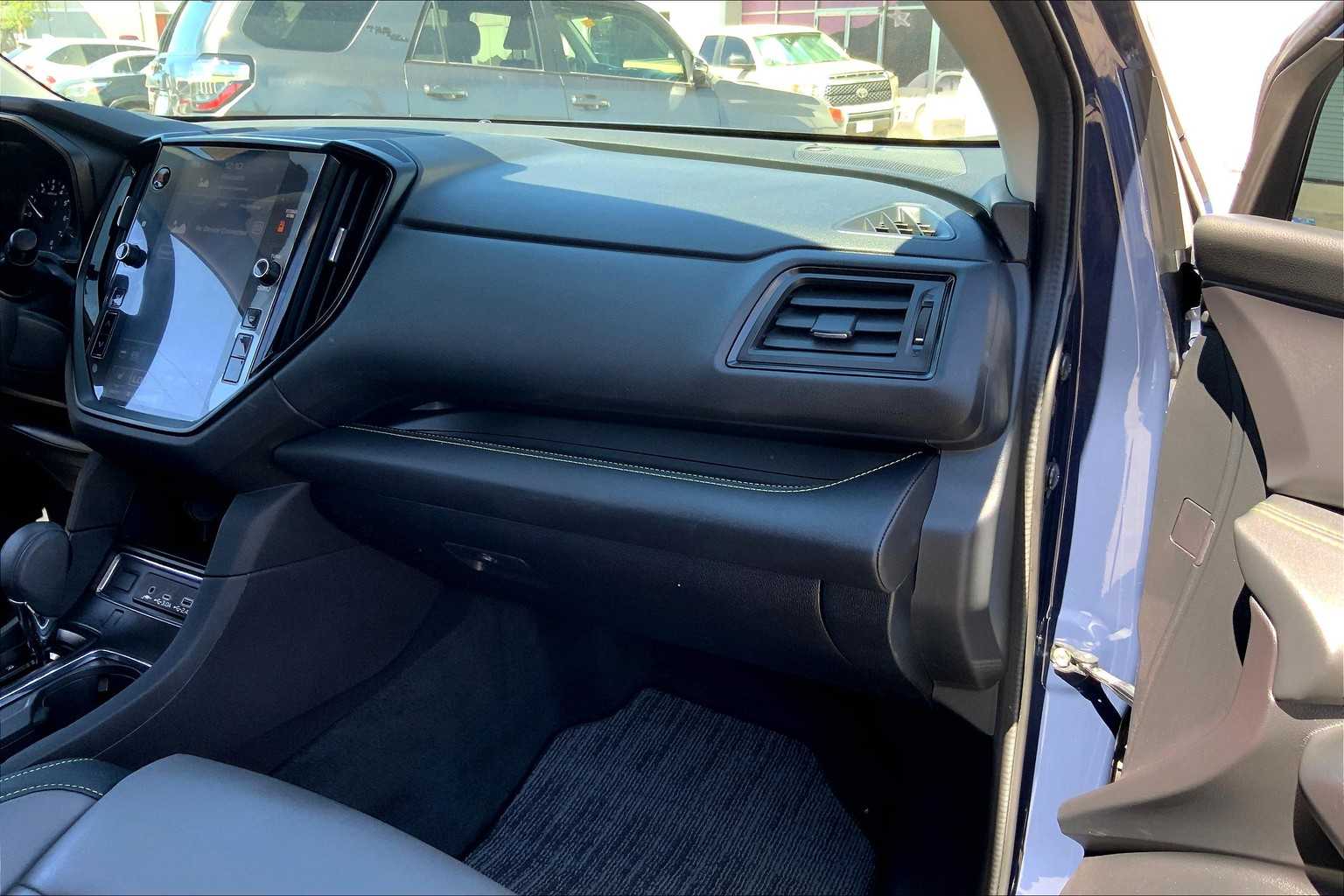 2025 Subaru Ascent Onyx Edition photo 17