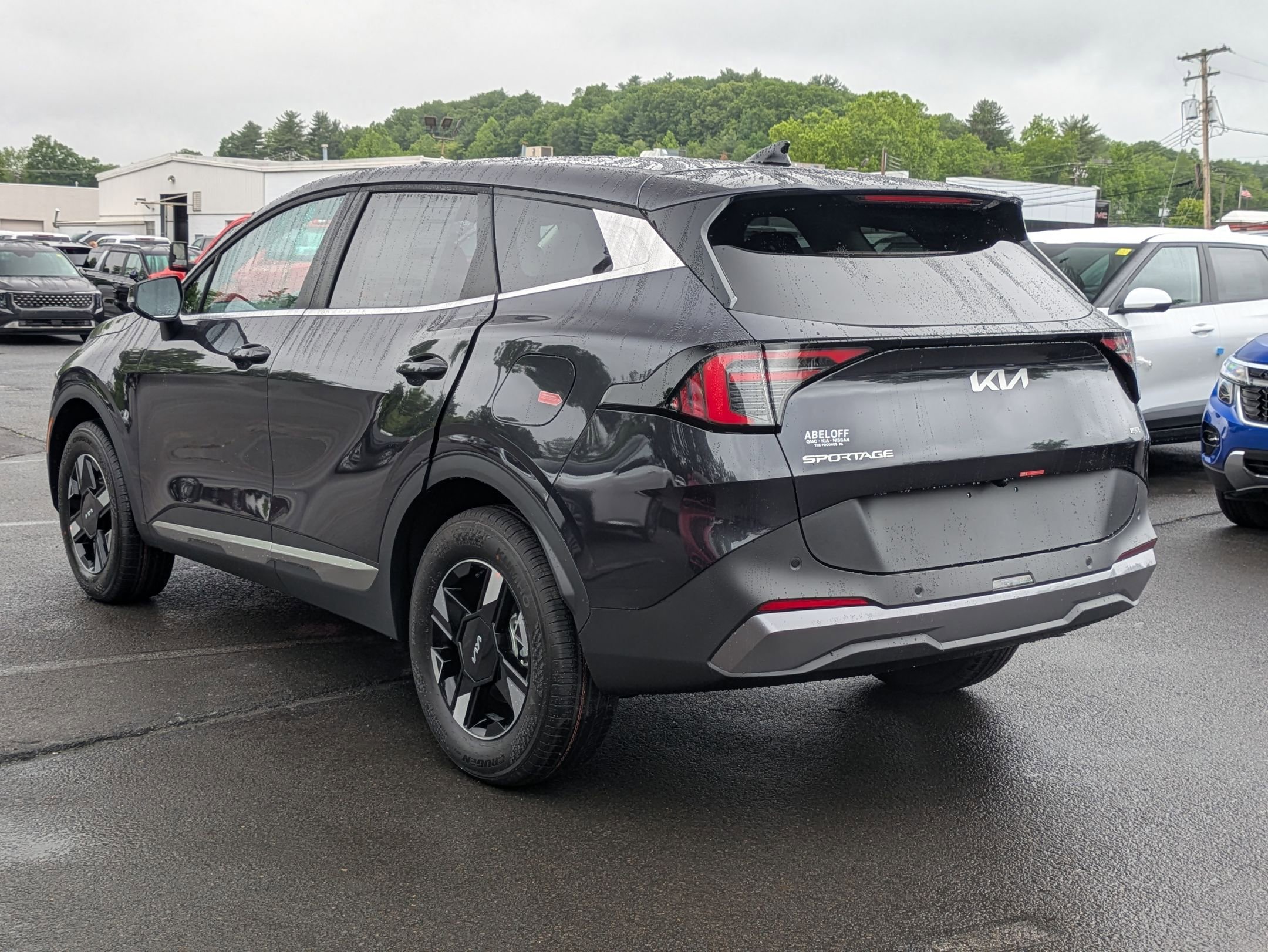 2026 Kia Sportage LX photo 3