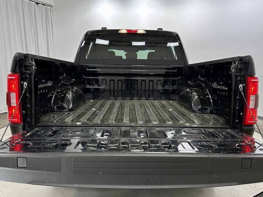 2023 Ford F-150 XLT photo 17