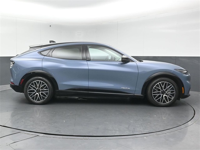 2024 FORD MUSTANG MACH-E - Image 8