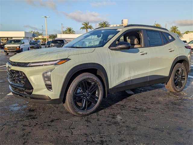 2025 Chevrolet Trax ACTIV photo 2