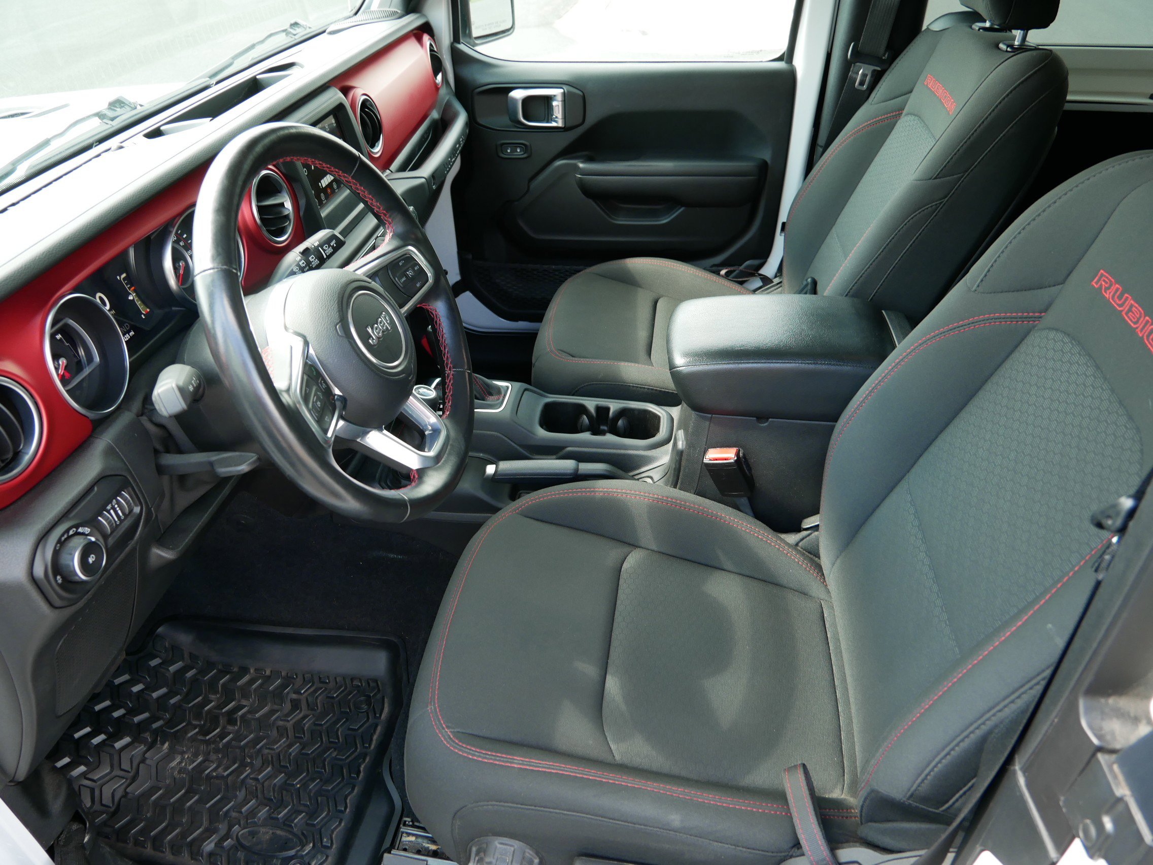 2021 Jeep Wrangler Rubicon photo 11