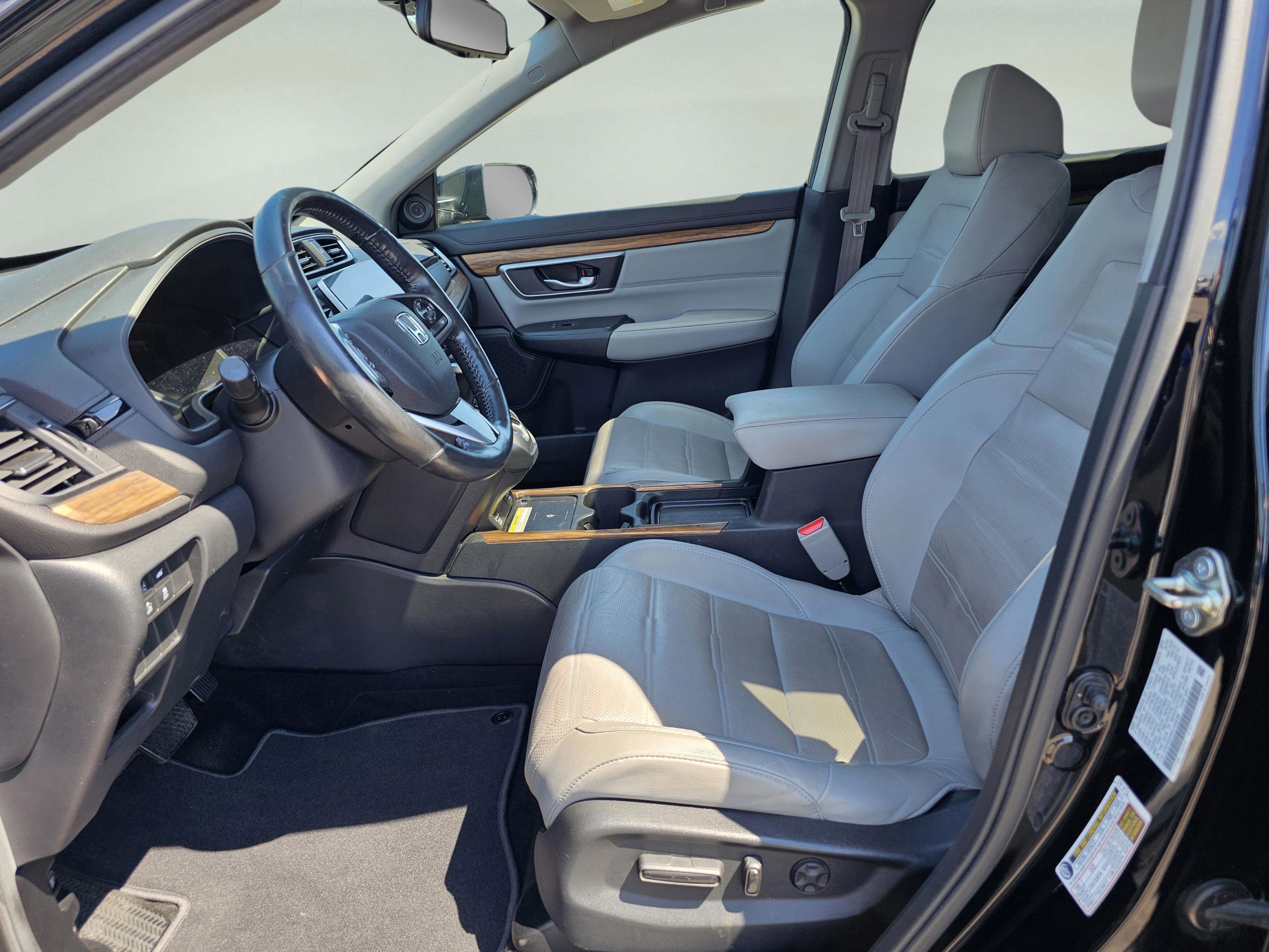 2020 Honda CR-V Touring photo 16