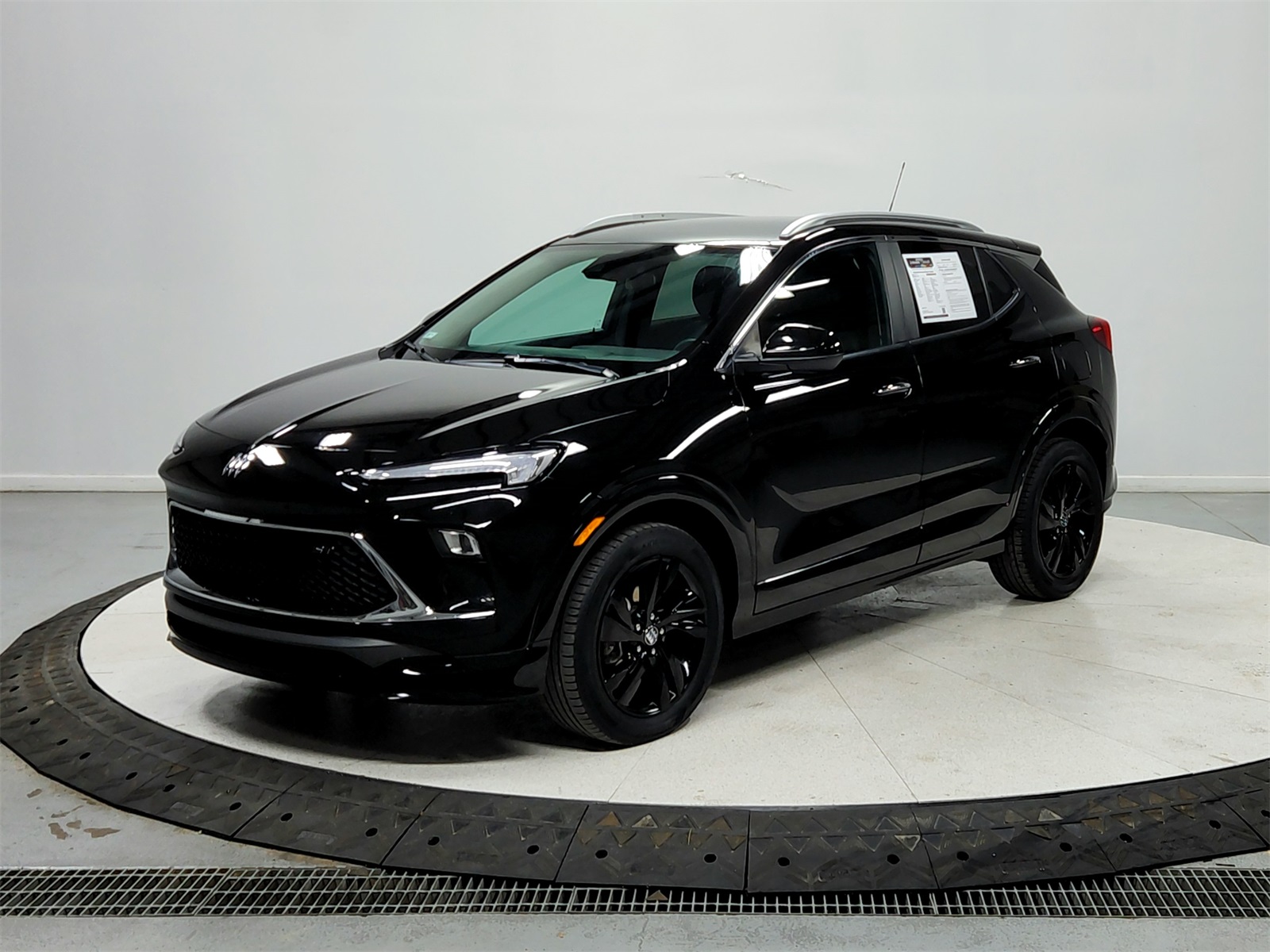 2024 Buick Encore GX Sport Touring photo 3