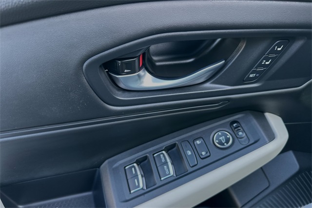 2025 Honda Accord Hybrid EX-L photo 6