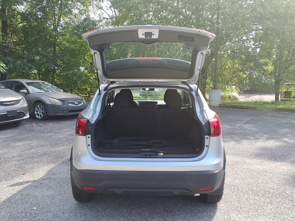 2019 Nissan Rogue Sport S photo 10