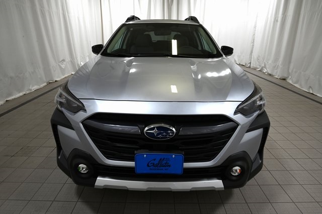 2025 Subaru Outback Limited photo 8