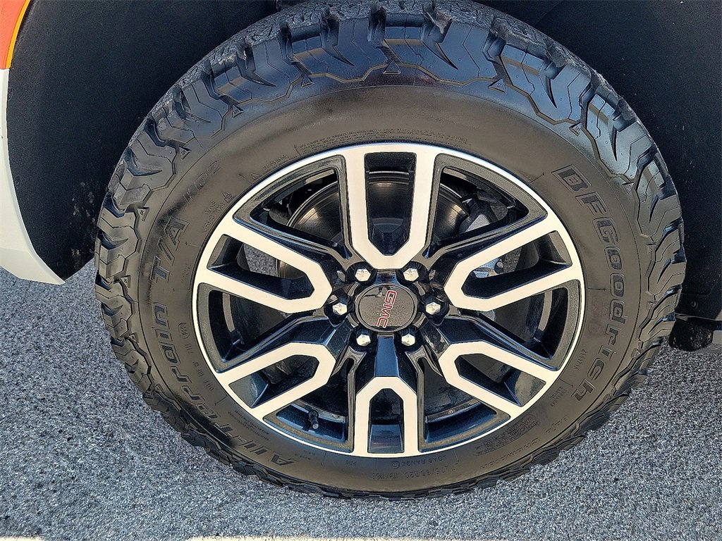 2023 Gmc Yukon XL AT4 photo 10